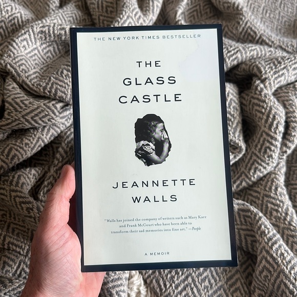 The Glass Castle by Jeannette Walls: A memoir | Paperback | - Picture 2 of 11